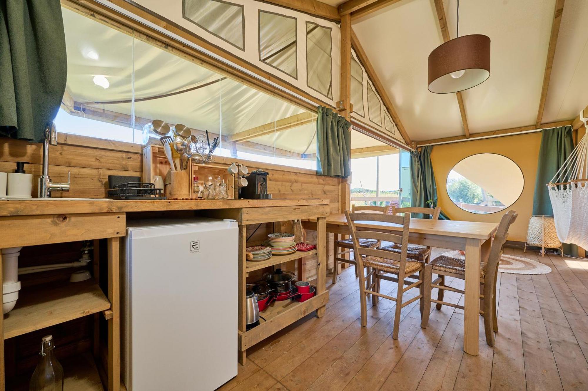 Suite Glamping Vicino Al Mare Piombino Exterior foto