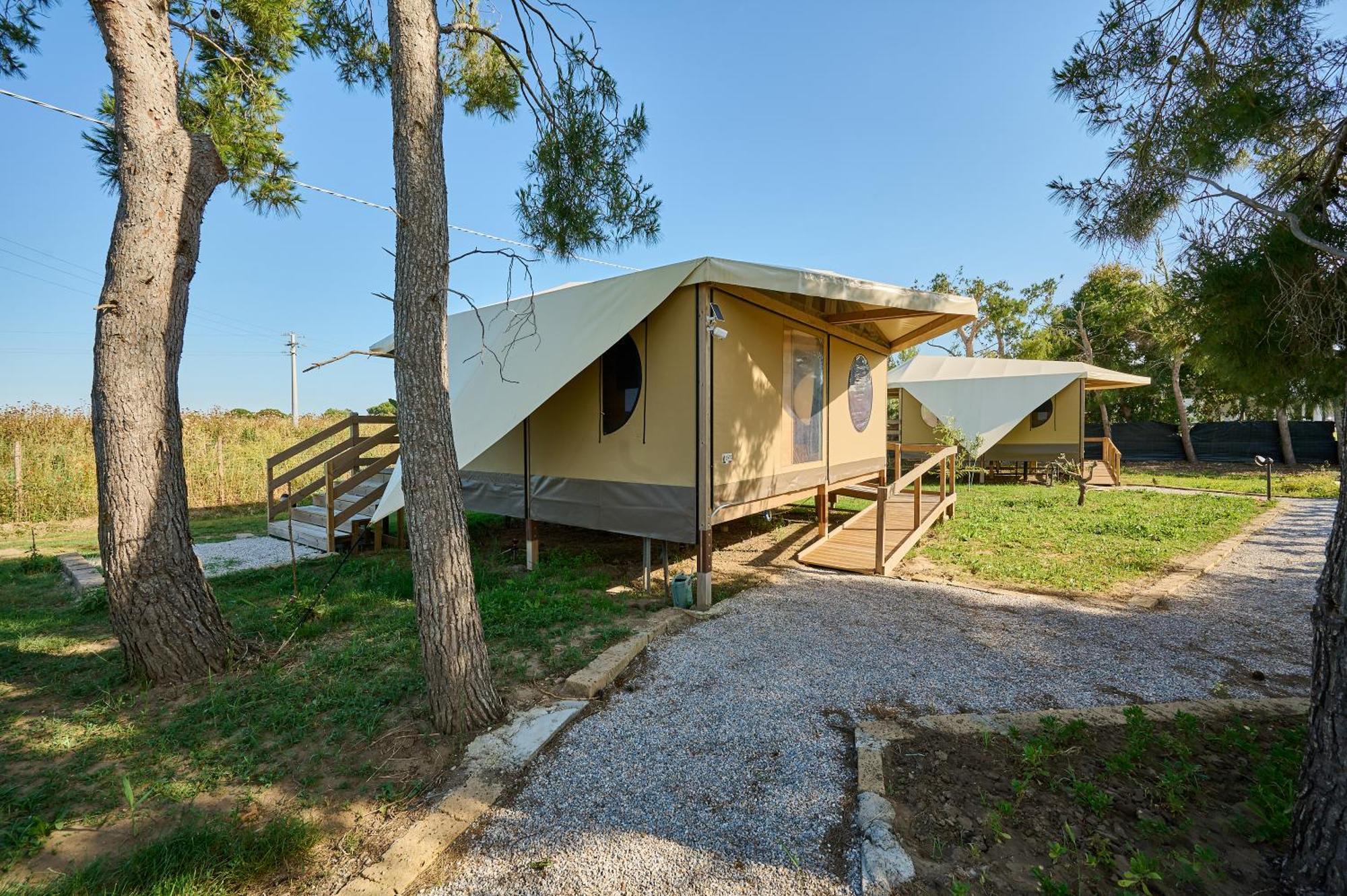 Suite Glamping Vicino Al Mare Piombino Exterior foto